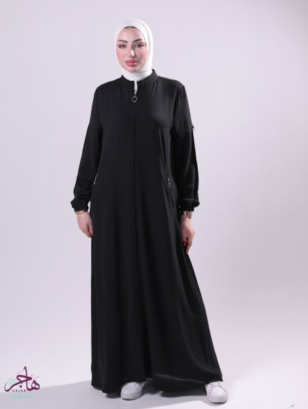 أسود